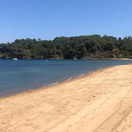 A 30 Metri Dalla * Porto Azzurro