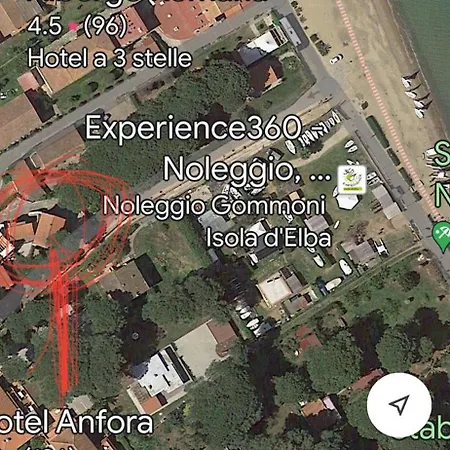 A 30 Metri Dalla Porto Azzurro