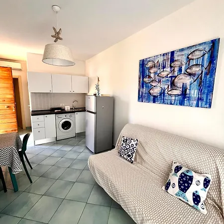 Apartment A 30 Metri Dalla Porto Azzurro